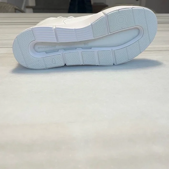 On Running White High-Top Sneakers